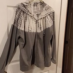 Woman's hooded sweatshirt.